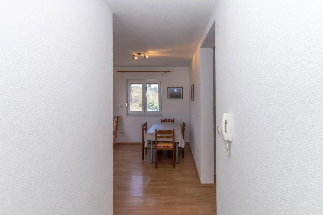 Maja Apartment Okrug Gornji